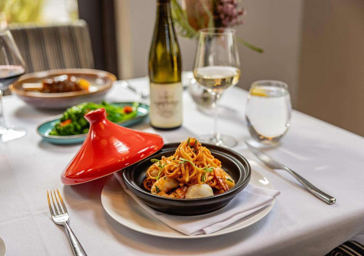 Duxton Hotel Пърт Екстериор снимка A Tajine