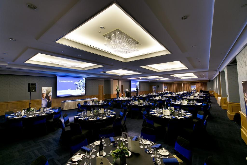 Duxton Hotel Пърт Екстериор снимка The Great Hall at the National Portrait Gallery