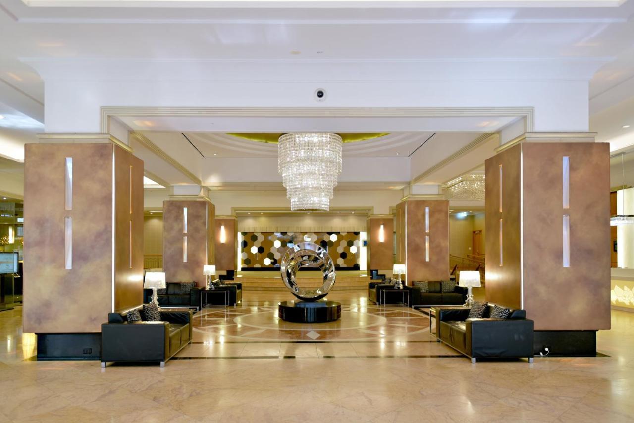 Duxton Hotel Пърт Екстериор снимка Lobby